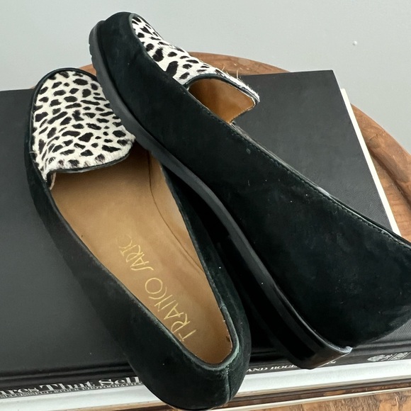 Franco Sarto Leopard Print Black Loafers - Picture 7 of 9